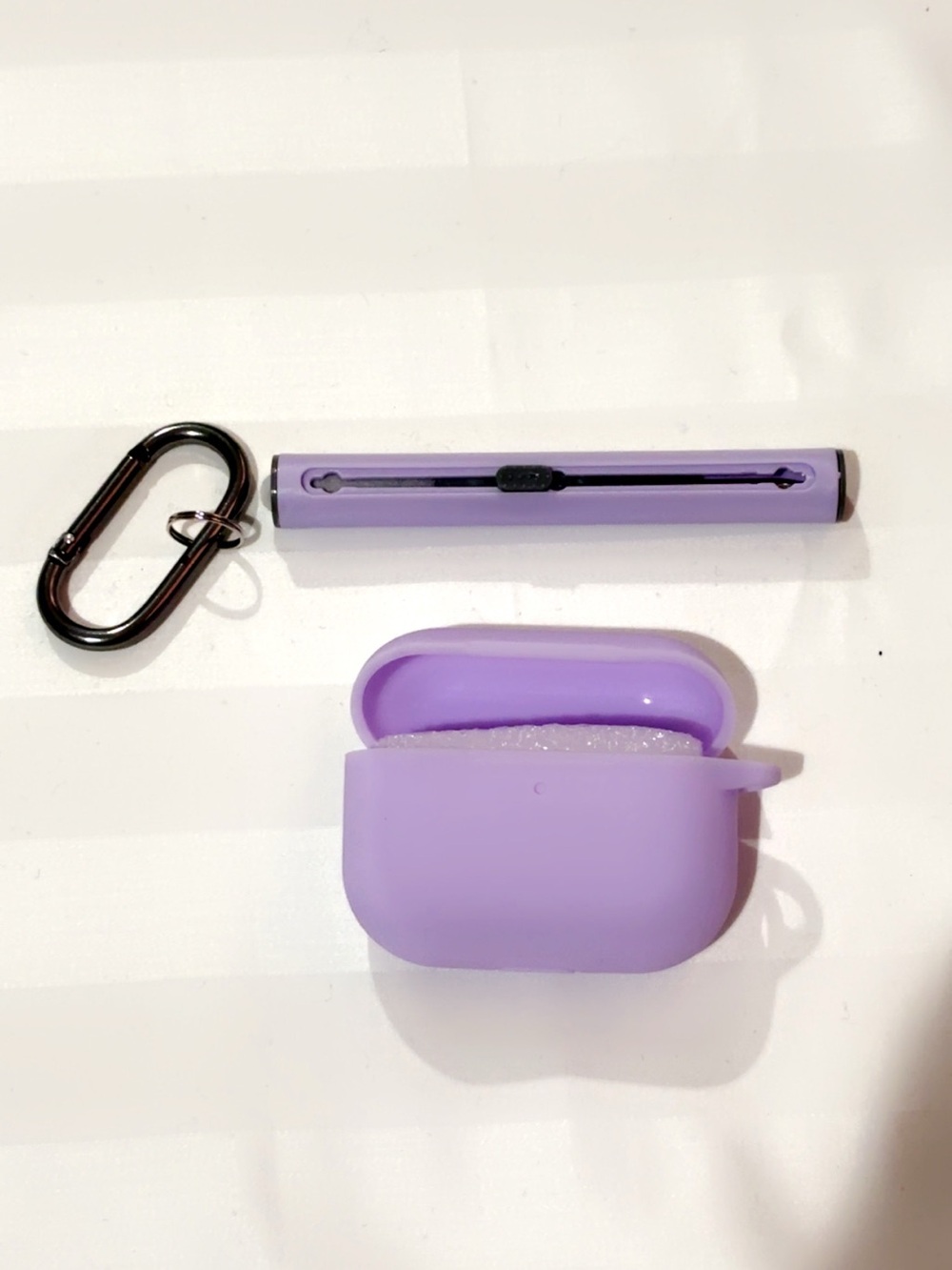 Apple AirPods Case & Cleaning Tool Set, Lavender
